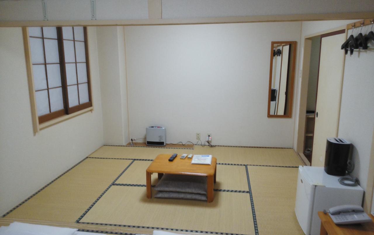 Hotel Miyako Hills Eksteriør billede