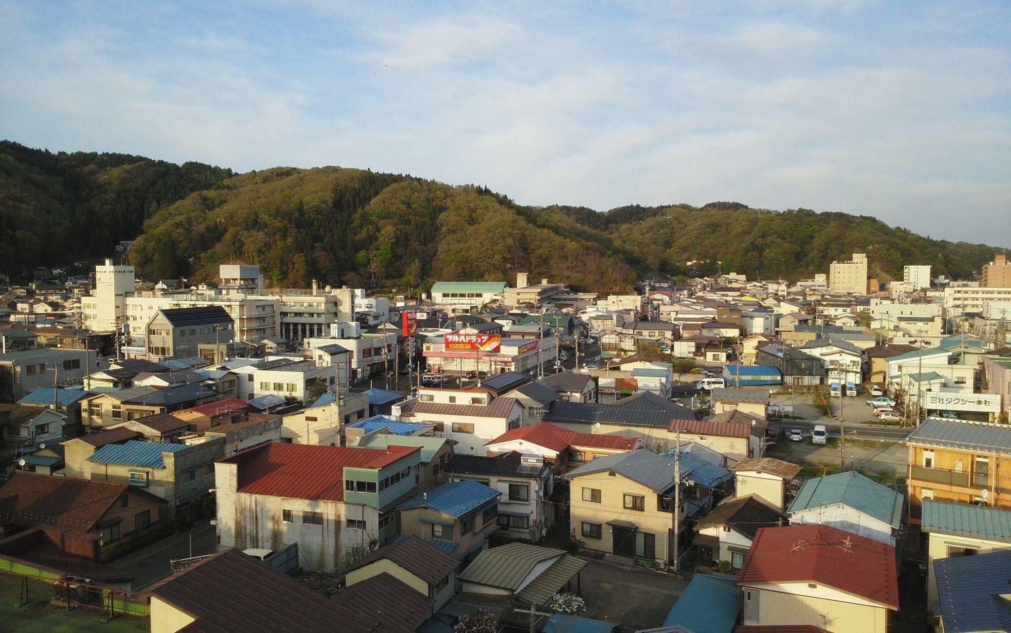Hotel Miyako Hills Eksteriør billede
